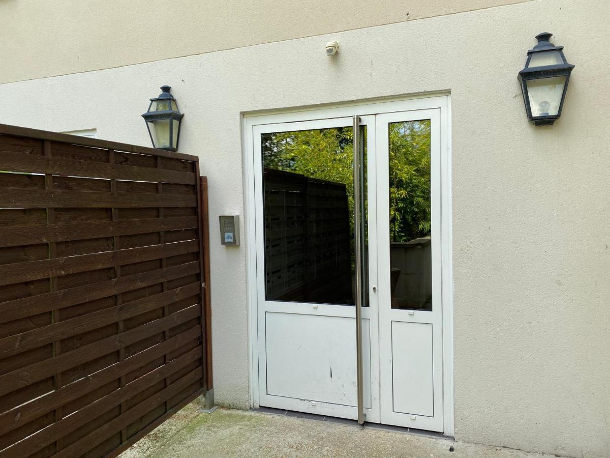 Appartement DiscoveryHome à deux pas de Disneyland Magny-le-Hongre Esterno foto